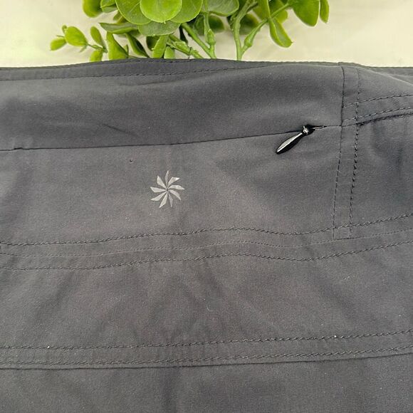 Athleta Everyday Skater Lightweight Skort Short  Side Zip Black Size 12 - Picture 5 of 12